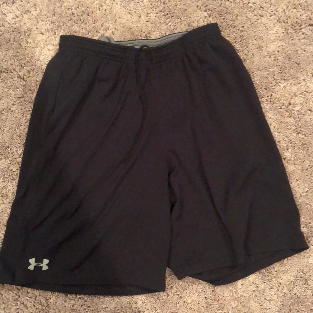 🔥UNDER ARMOUR RUNNING SHORTS!
